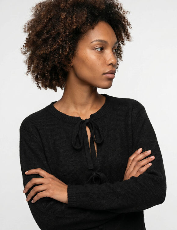 Gilet en maille &agrave; nouettes, uni (noir)