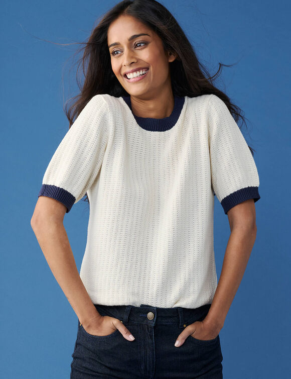 Pull bicolore manches coudes, maille fantaisie en coton (&eacute;cru / marine)