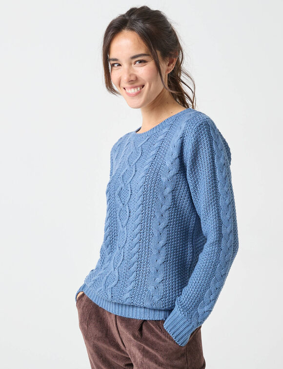 Pull col rond, maille torsad&eacute;e (bleu jean)