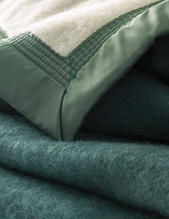 Tweekleurig deken in wol 800g/m2 (groen)