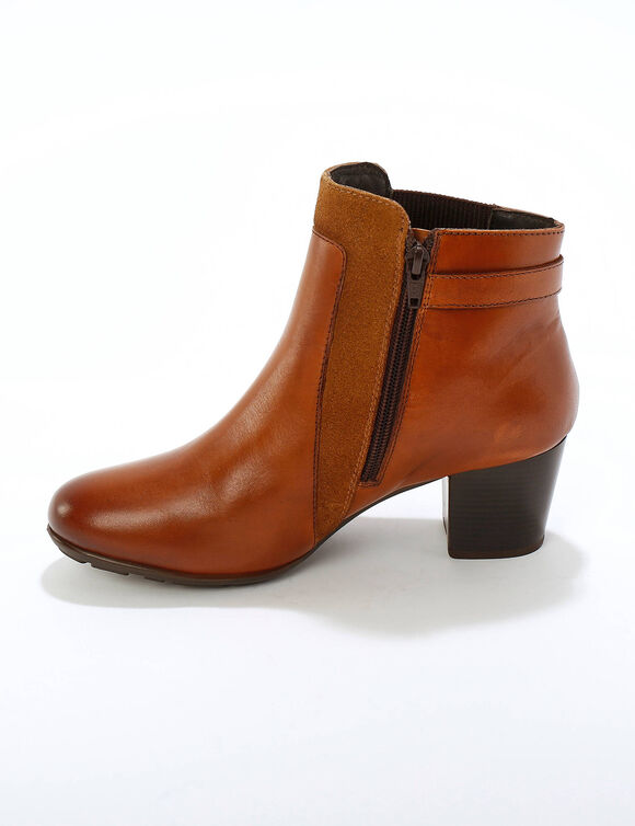 Boots en cuir bi-mati&egrave;re &eacute;lastiqu&eacute;es &agrave; boucle et &agrave; talon (caramel)