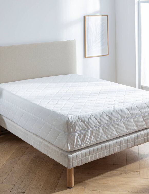 Integrale, gematelasseerde matrashoes met hotelkwaliteit - 20 cm (wit)