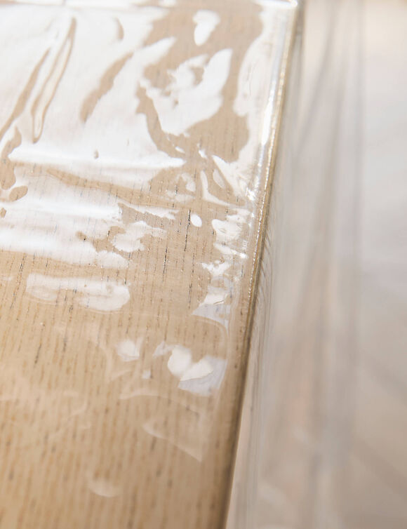 Tafellaken in doorzichtige toile cir&eacute;e (transparant / wit)