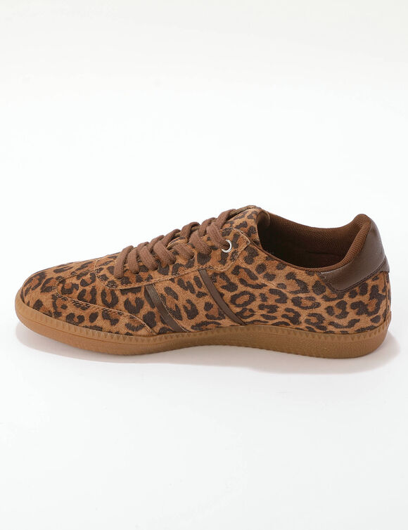 Baskets cro&ucirc;te de cuir motif l&eacute;opard (marron / noir)