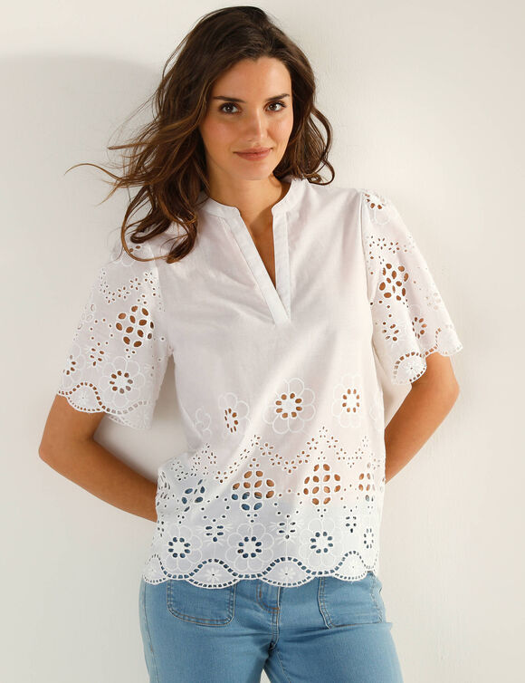 Blouse col tunisien manches courtes, broderie anglaise (wit)