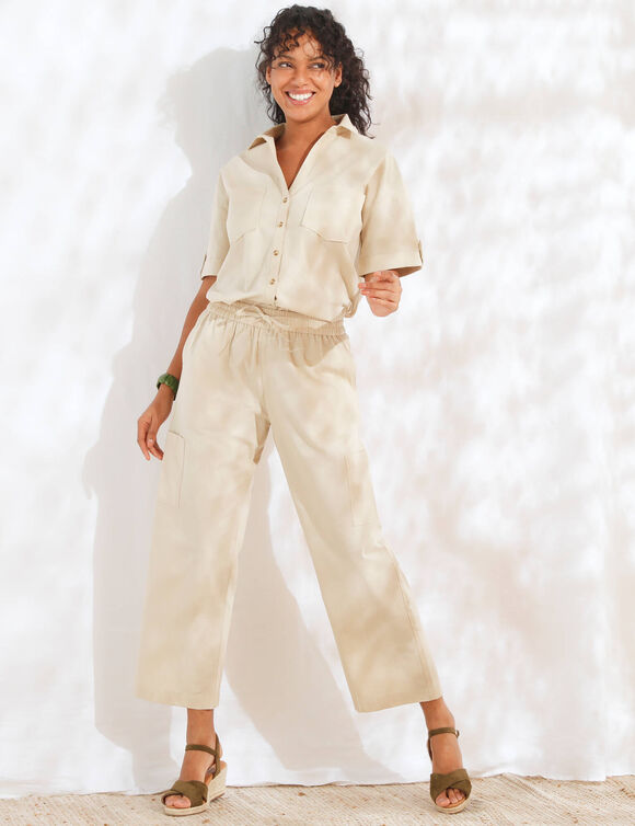 Pantacourt large &agrave; poches, m&eacute;lange coton-lin (sable)