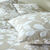 Tweekleurig bedlinnen Chloé met bladerenprint - in katoen (beige)
