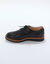 Lichte veterschoenen met een profielzool (zwart)