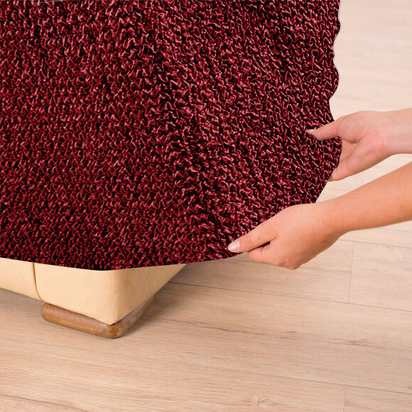 Housse bi-extensible microfibre gaufr&eacute;e pour fauteuil et canap&eacute; (bordeaux)