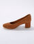 Pumps in splitleer met afgeronde neus (karamel)