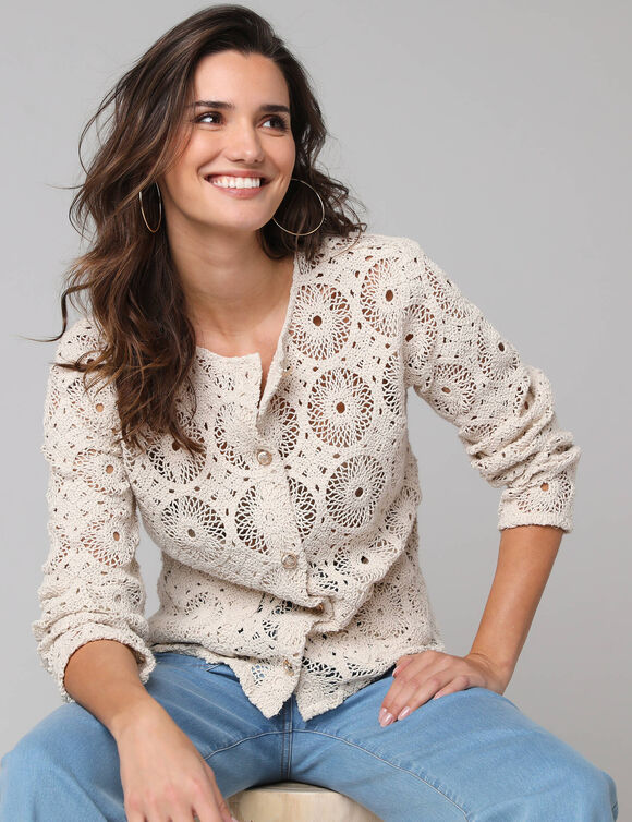 Veste boutonn&eacute;e &agrave; poches, en macram&eacute; (ecru)