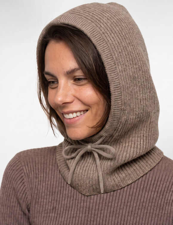 Cagoule en maille (beige)