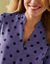 Blouse col tunisien imprimé pois, crêpe (parme / marine)