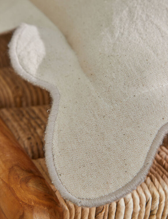 Coussin uni coton finition feston (naturel)
