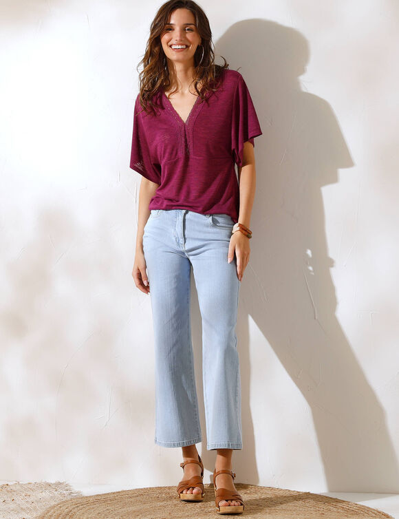 T-shirt met V-hals in macram&eacute; en linnenaspect (violine)