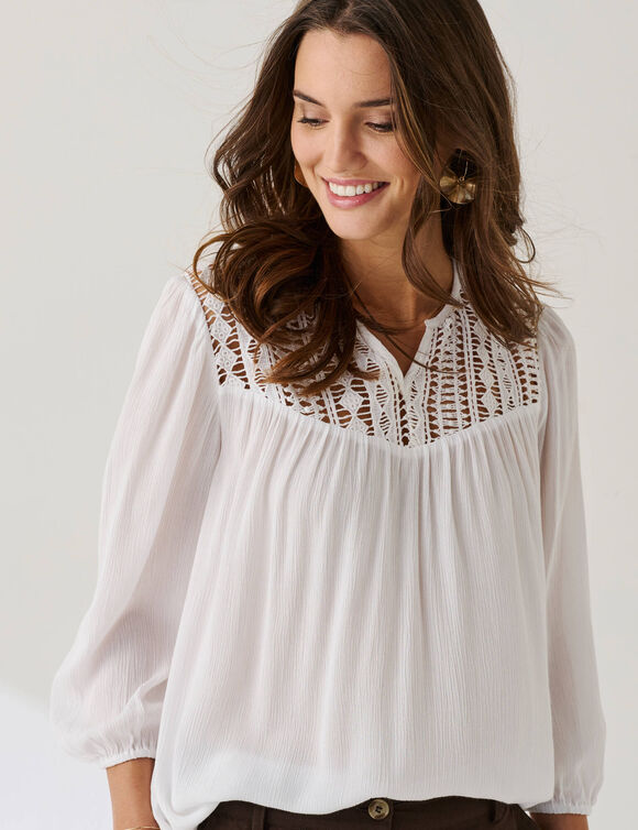 Blouse macram&eacute; manches 3/4 (blanc)