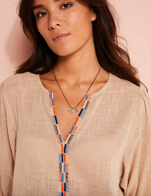 Blouse brodée en coton unie, manches 3/4 (beige)