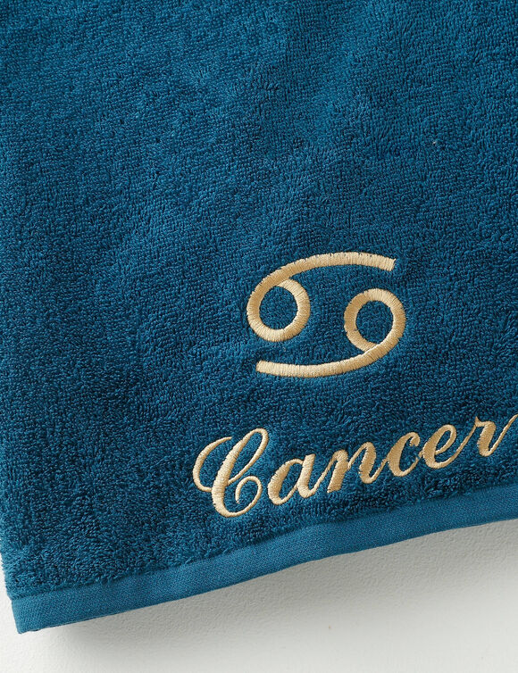 Serviettes de bain brodées Cancer - 420g/m2 (bleu paon)