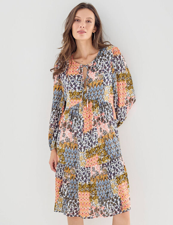 Uitlopende jurk met strook, bedrukt (ecru / karamel)