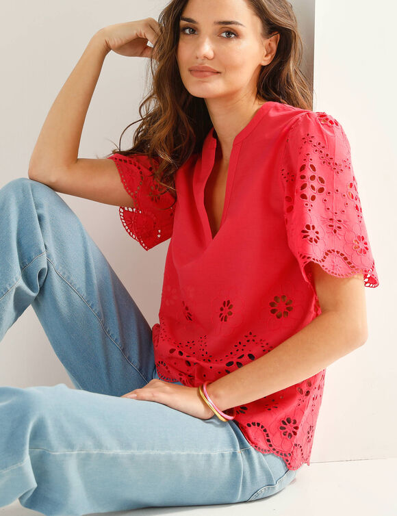 Blouse col tunisien manches courtes, broderie anglaise (framboise)
