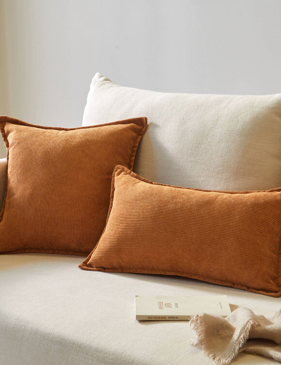 Coussin uni velours côtelé (caramel)
