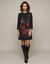 Robe col rond manches 7/8&egrave;me pagodes, cr&ecirc;pe imprim&eacute; fleurs (noir / rouge)