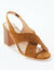 Sandalen met hak en gekruiste riempjes (beige) Sandalen met hak en gekruiste riempjes (beige)