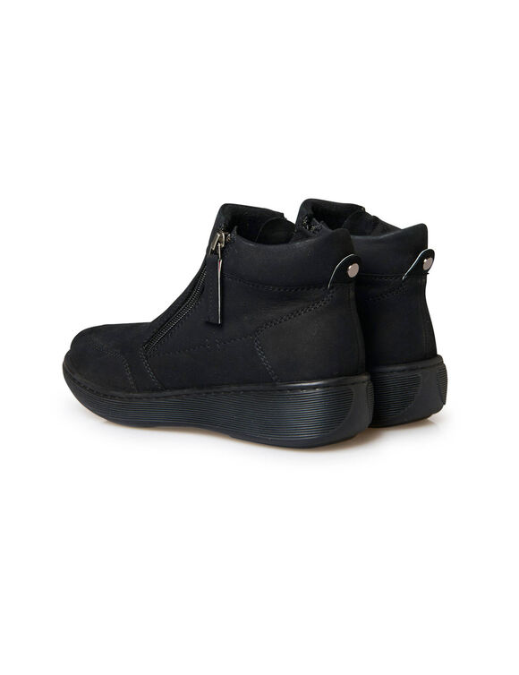 Boots met sleehak in splitleer (zwart)