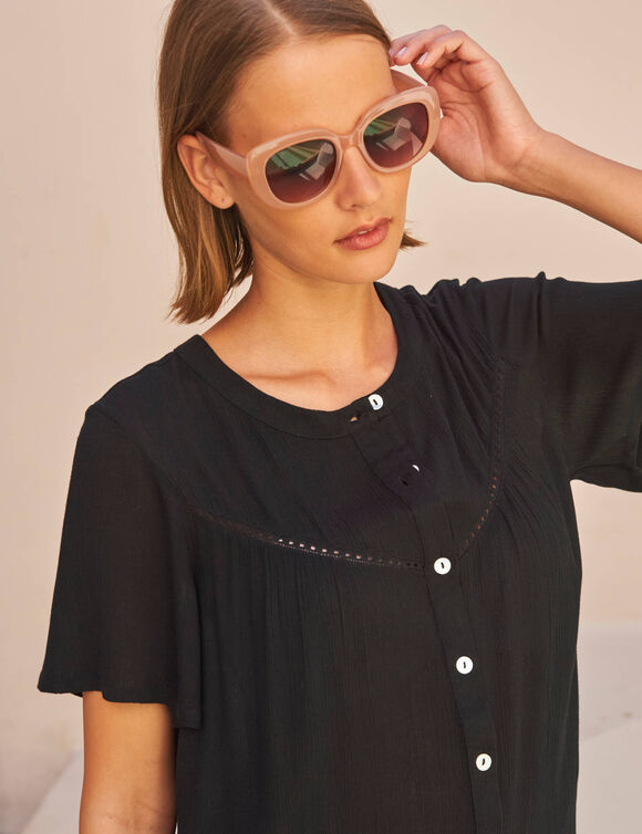 Bloes met knopen en korte 'vlinder' mouwen (zwart)