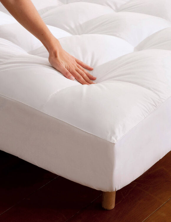 Surmatelas Qualigel forme housse matelas épais bonnet 30 cm (blanc)