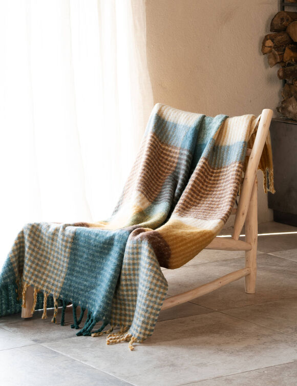 Plaid ray&eacute; toucher doux (bleu paon)