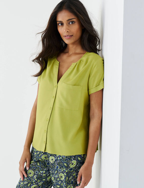 Bloes met knoopsluiting in effen viscose, korte mouwen (mosgroen)