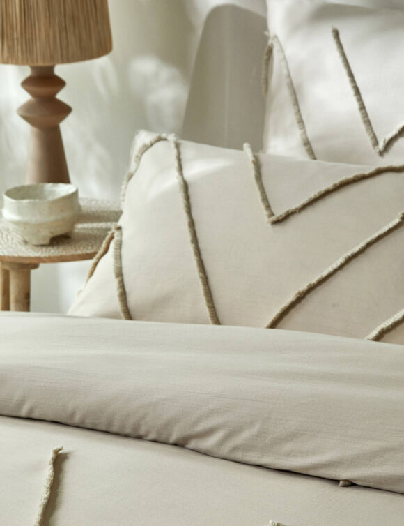 Linge de lit Amezia finition tuft&eacute; en relief - coton lav&eacute; 57 fils/cm&sup2; (sable)