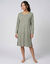 Chemise de nuit manches longues boutonn&eacute;e imprim&eacute; v&eacute;g&eacute;tal (kaki / &eacute;cru)