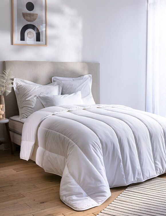 Couette chaude garnissage fibres recyclées** 500 g/m² (blanc)