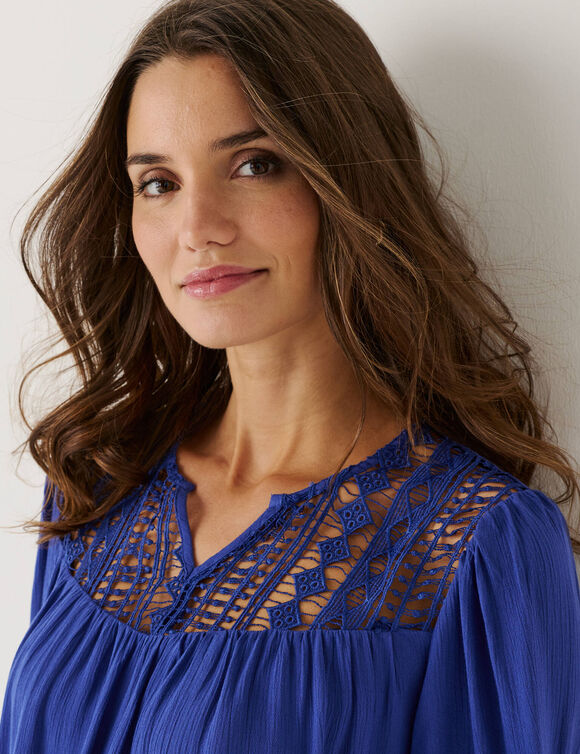 Blouse macram&eacute; manches 3/4 (iris)