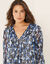 Jurk met plooien in bedrukte voile (zwart / blauw)