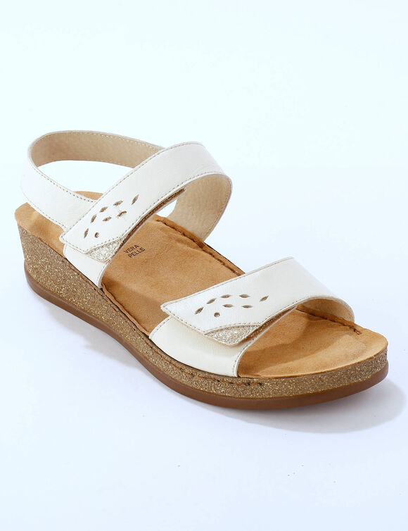 Leren sandalen met scratchsluiting, comfortbreedte (crème)