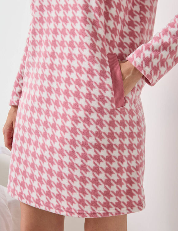 Chemise de nuit courte polaire imprimé  "pied de coq" (rose)