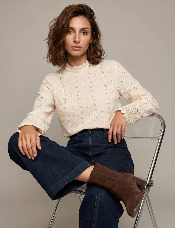 Blouse broderie anglaise col montant, d&eacute;tails macram&eacute;, coton (beige)