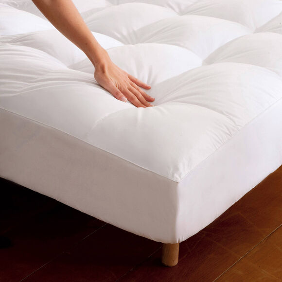 Surmatelas Qualigel forme housse matelas épais bonnet 30 cm (blanc)