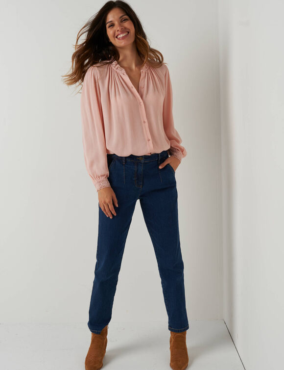 Chemisier uni en crépon, col volanté macramé (rose poudré)