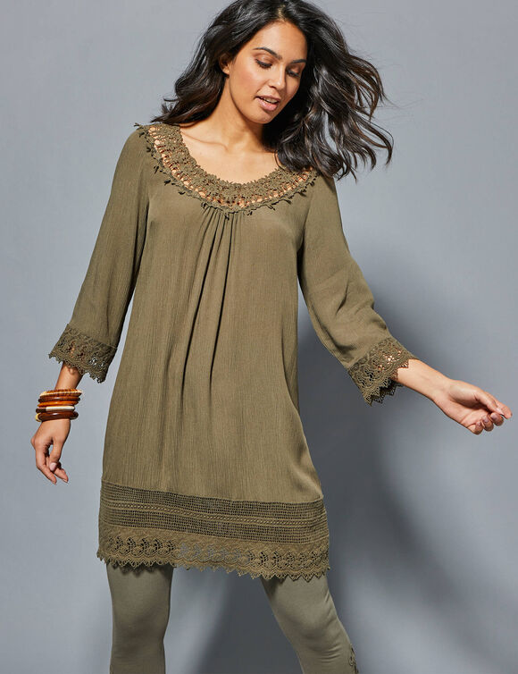 Lange tuniek met macramé en 3/4-mouwen (kaki)