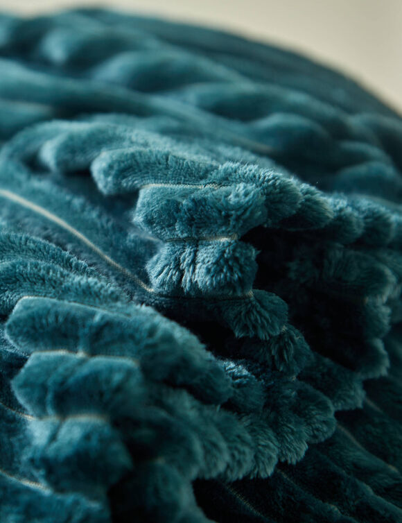 Plaid effet côtelé toucher peluche (bleu paon)