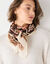 Grand foulard, imprimé fleurs, carré (chocolat)