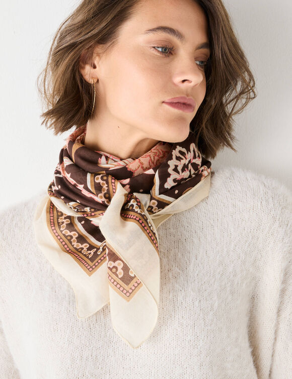 Grote foulard, bloemenprint, vierkant (chocolade)