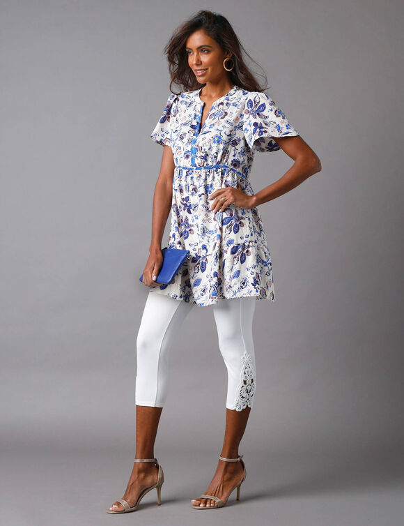 Tunique col tunisien brodé, imprimée (blanc / bleu)
