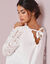 Blouse met geschulpte halslijn aan de rug en kanten mouwen (ecru)