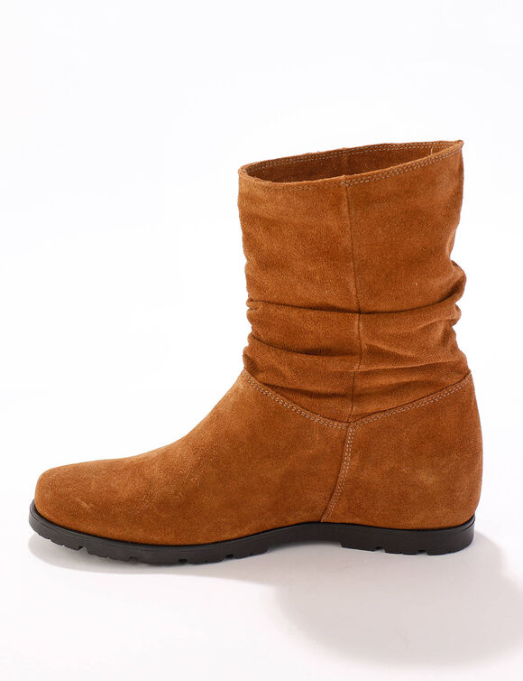 Bottes pliss&eacute;es mi-hautes en cuir velours, semelle compens&eacute;e invisible (caramel)