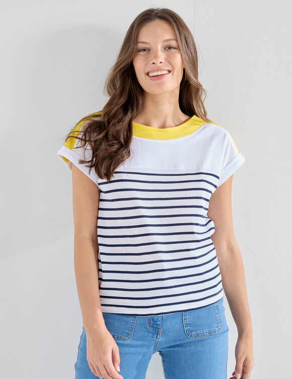 T-shirt ray&eacute; col bateau, manches courtes (blanc / marine)
